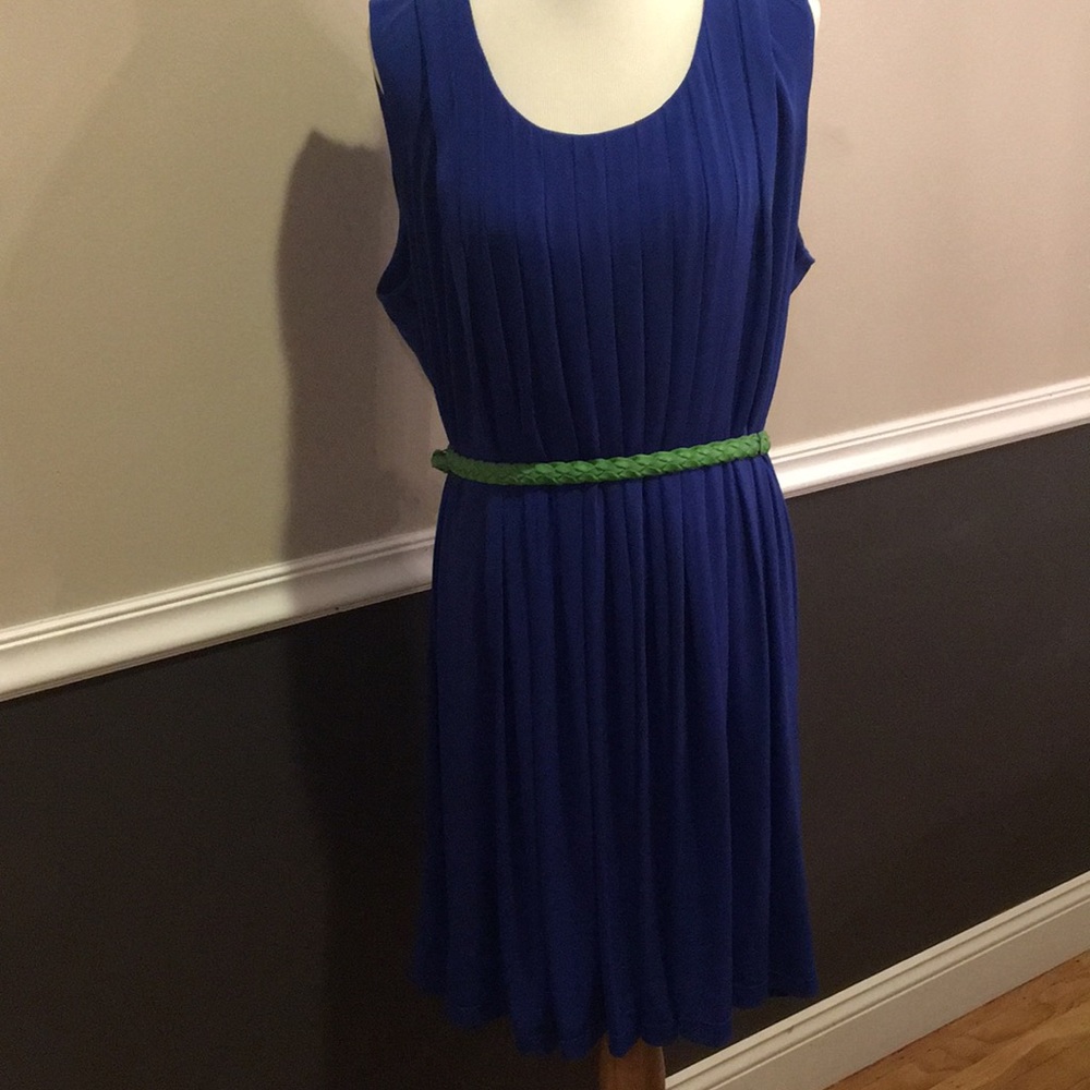 Calvin Klein sleeveless blue pleated dress